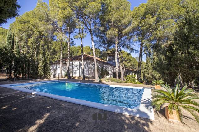 Casa-chalet en Venta en Monteamor - La Carrasca - El Peucal