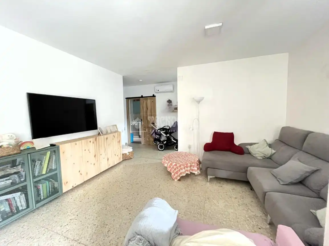 Flat for sale in Cobreros Viejo