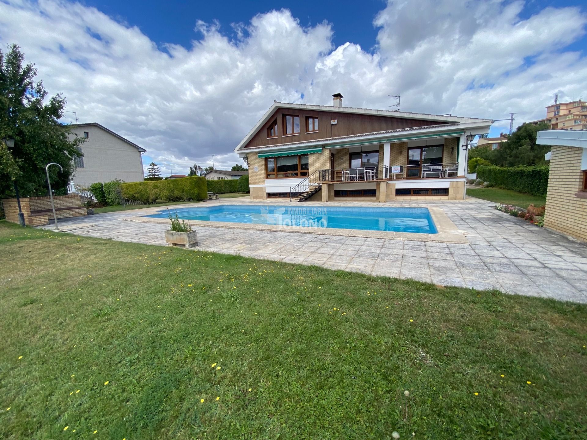 Piscina de Casa o xalet en venda en Labastida / Bastida amb Calefacció, Jardí privat i Parquet