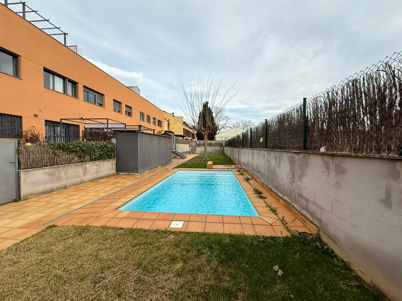 Swimming pool of Duplexes for sale in Figueres  with Air Conditioner, Heating and Private garden