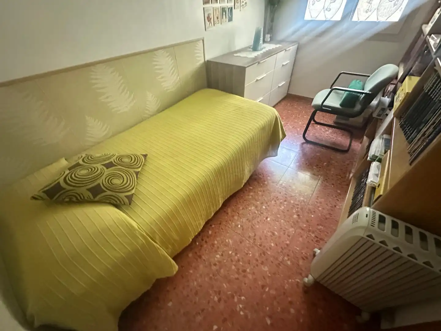 Habitación de Piso en venta en Santa Coloma de Gramenet con Calefacción, Amueblado y Horno