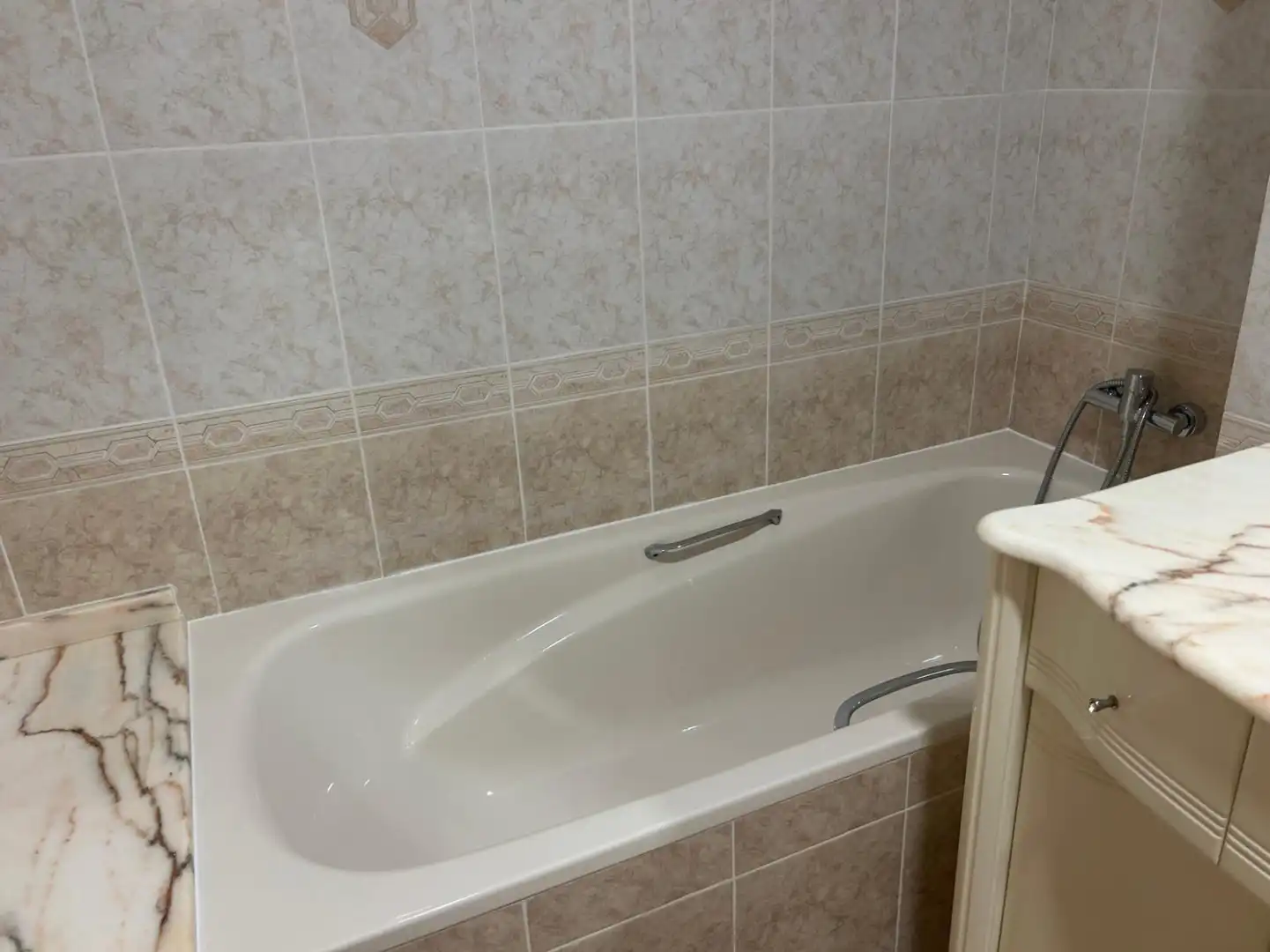 Badezimmer von Wohnung zur Miete in Sagunto / Sagunt mit Klimaanlage und Terrasse