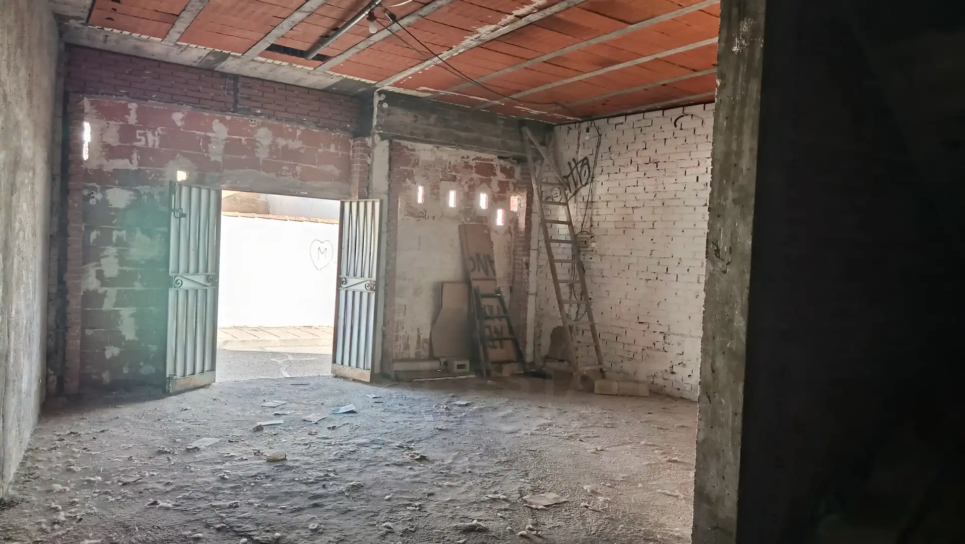 Commercial properties for rent in Meco