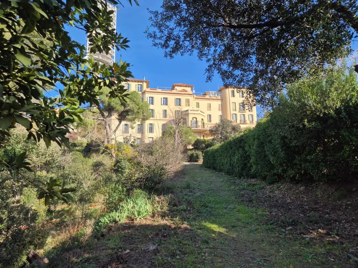 Jardí de Planta baixa en venda en Barcelona