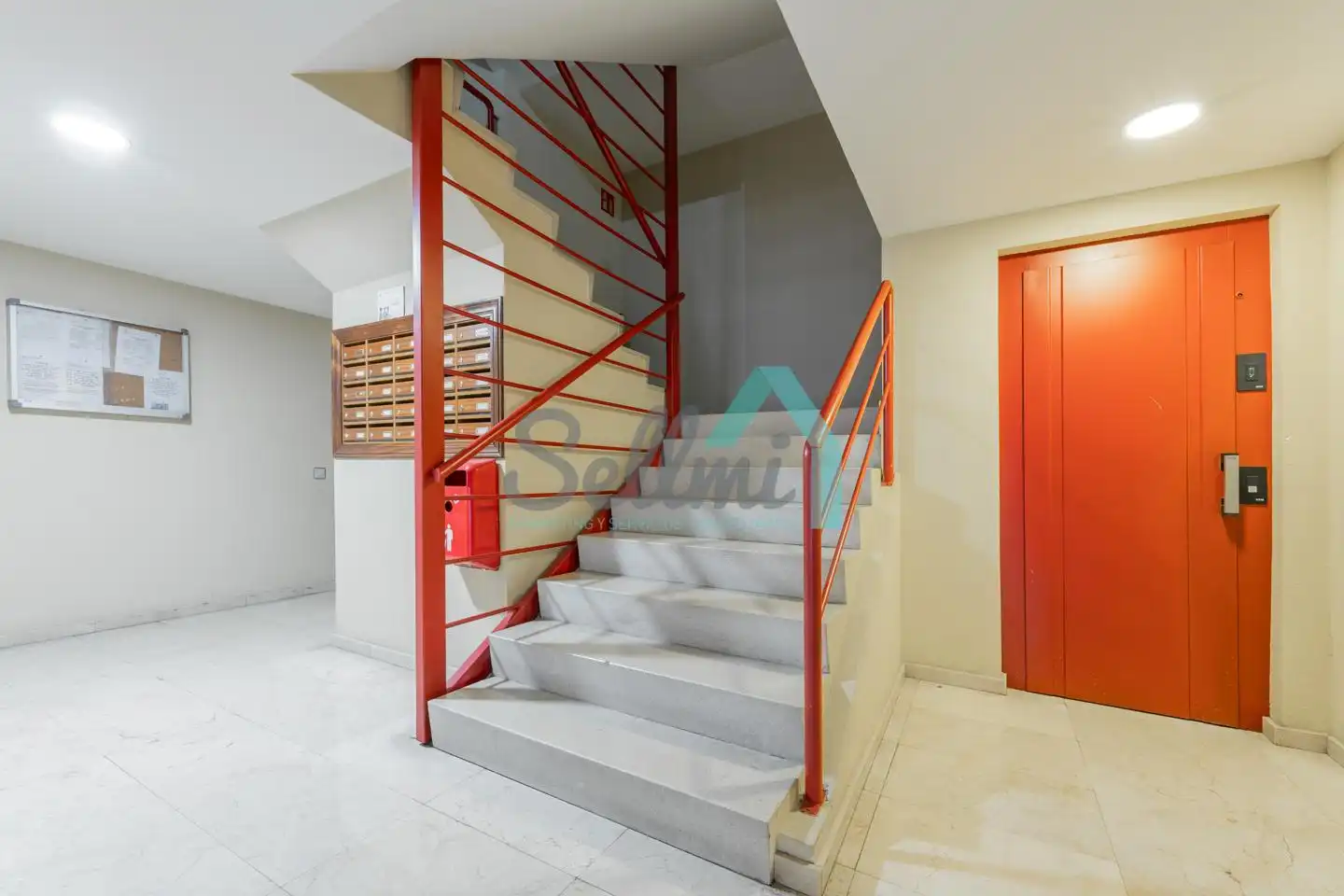 Maisonette zur Miete in Rafael Gallego Sainz, Vallobín