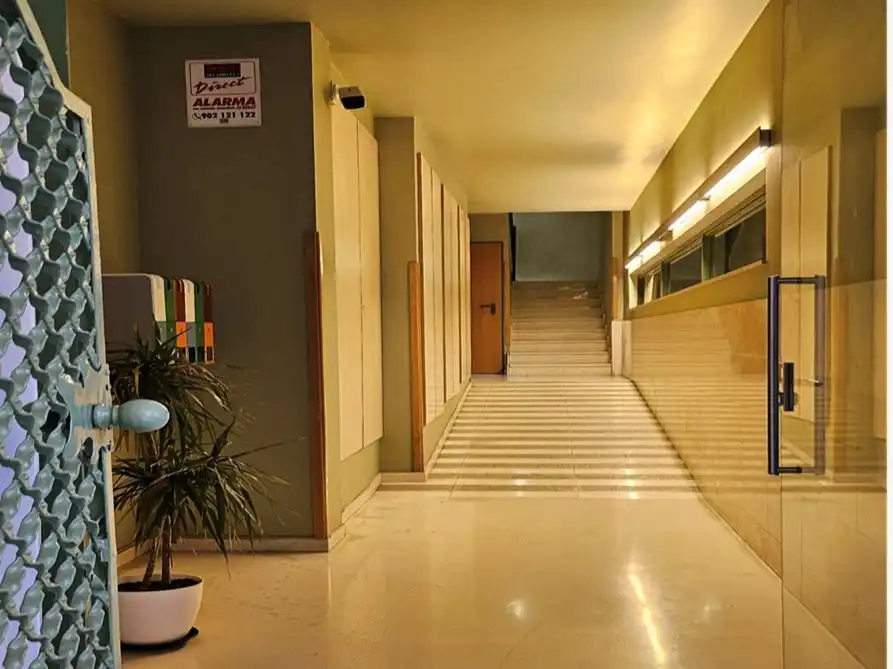 Àtic amb ascensor de lloguer a Cardenal Vives i Tutó 35, imagen 7
