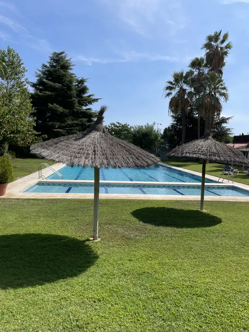 Piscina de Casa adosada en venta en Cabrils con Aire acondicionado, Terraza y Piscina
