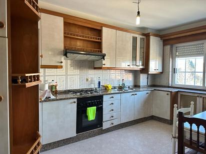 Kitchen of Single-family semi-detached for sale in Santiago de Compostela   with Heating, Storage room and Furnished