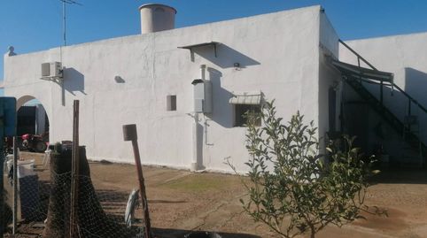 Chalet unifamiliar en venta en Carmona, imagen 4