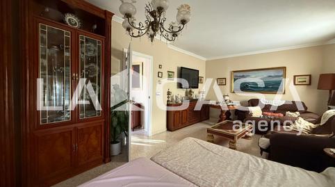 Foto 2 de Casa adosada en venda a Avenida de Europa, Sevilla