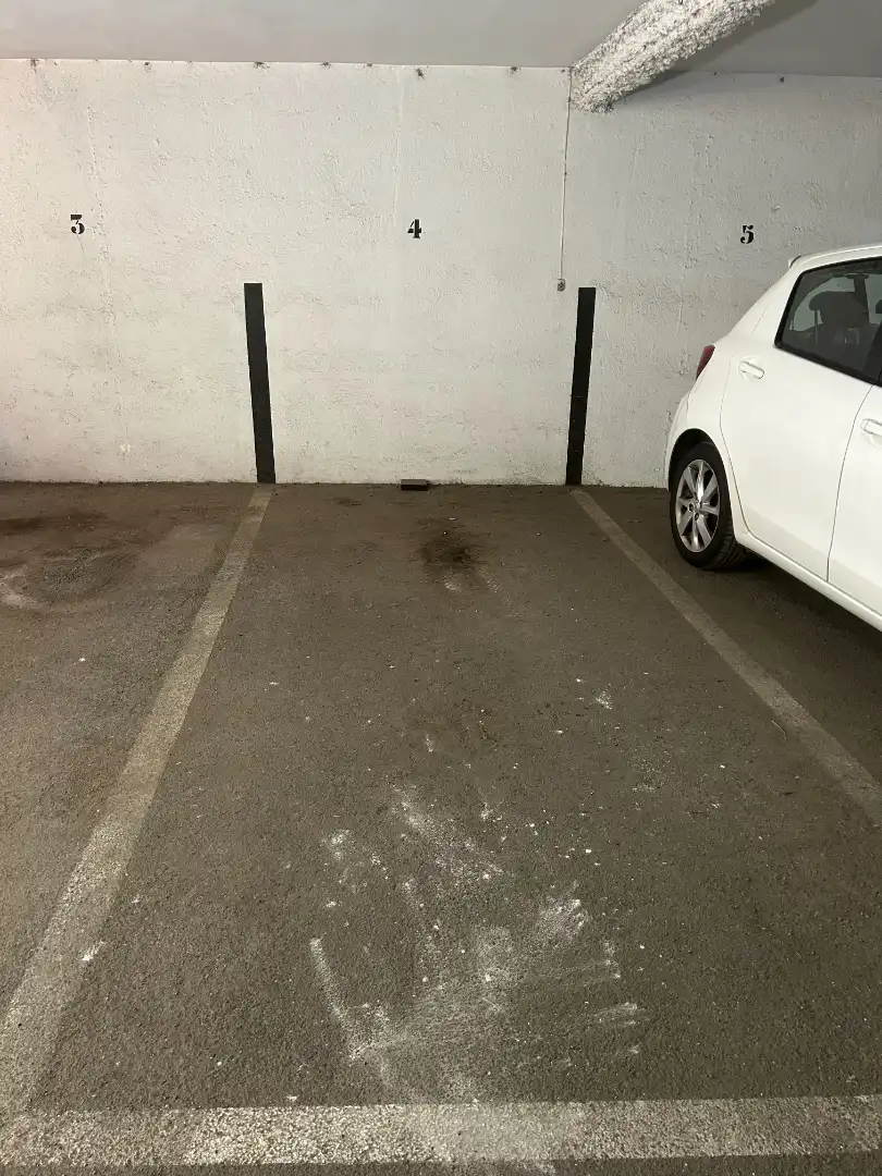 Parkplatz von Garage zur Miete in Barcelona