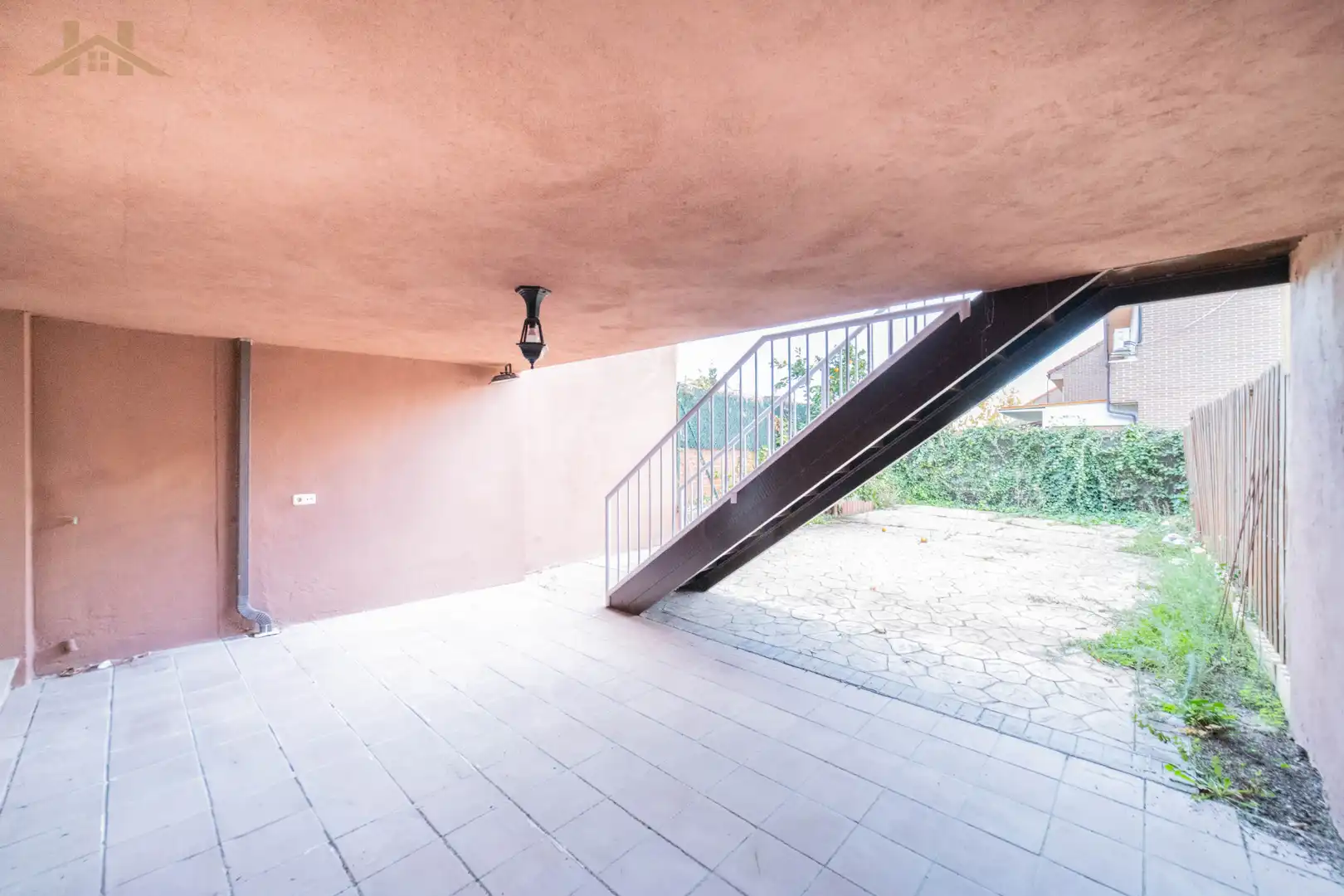 Terraza de Casa o chalet en venta en Arroyomolinos (Madrid) con Calefacción, Jardín privado y Parquet
