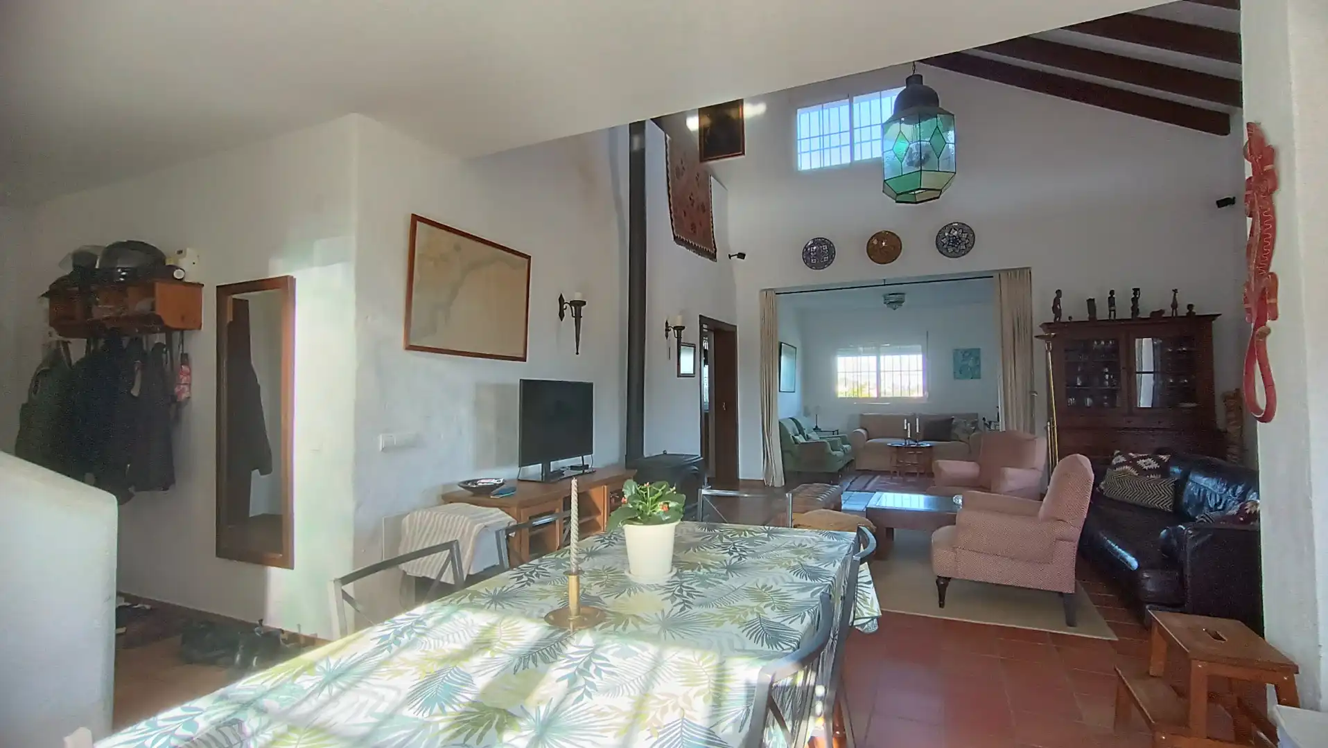 Sala de estar de Finca rústica en venta en Estepona con Aire acondicionado, Calefacción y Jardín privado