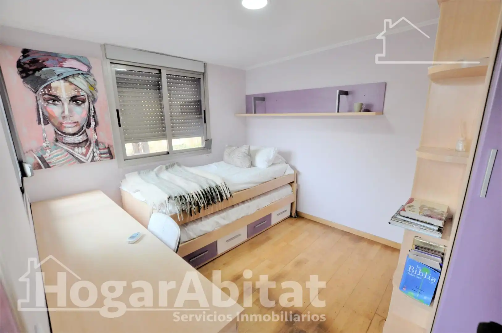 Habitación de Piso en venta en Valencia con Aire acondicionado, Terraza y Amueblado