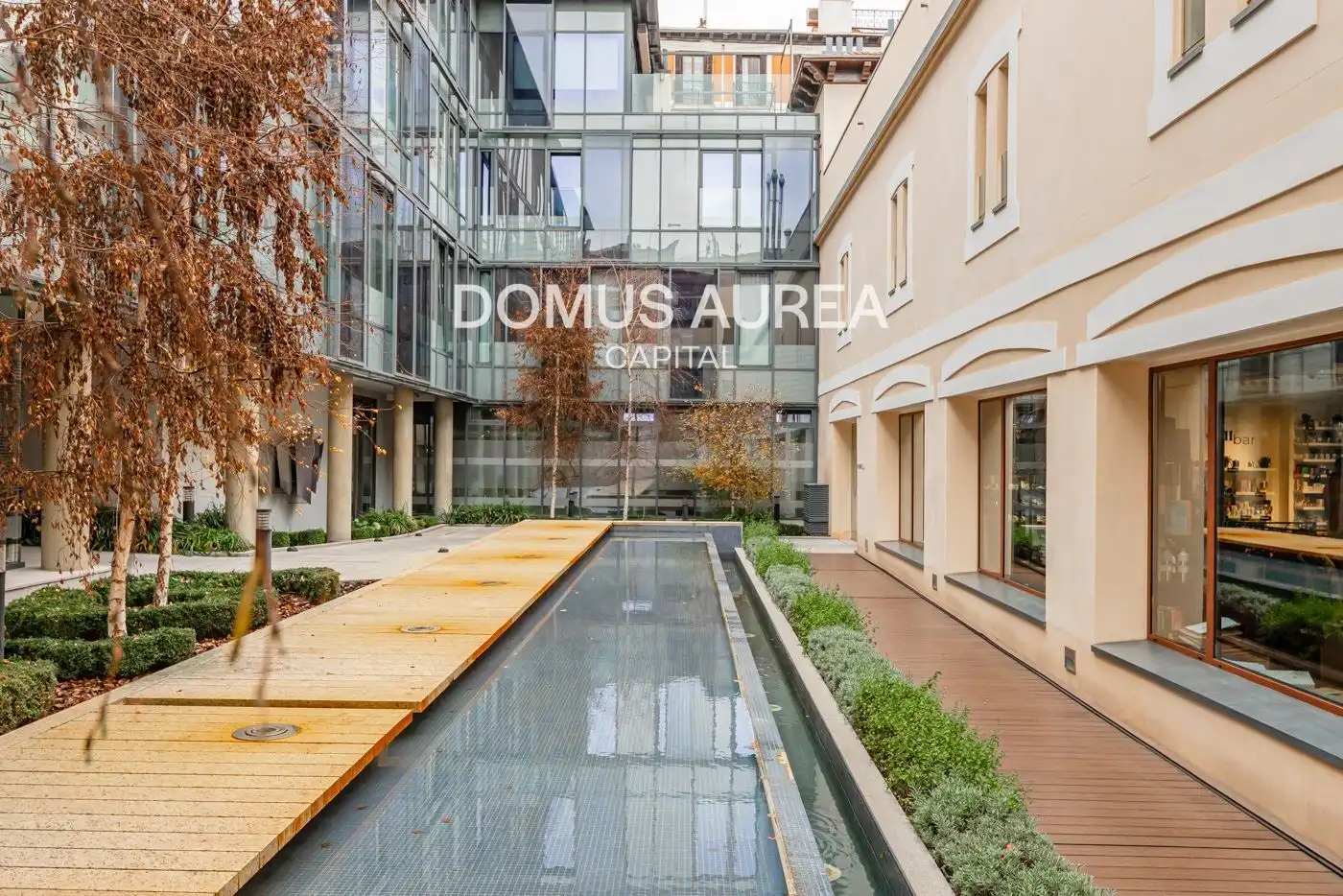Vista exterior de Dúplex de alquiler en Madrid con Calefacción, Terraza y Amueblado