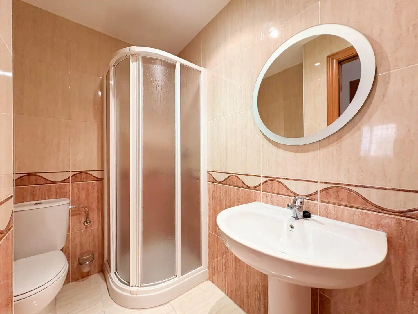 Baño de Apartamento en venta en Oropesa del Mar / Orpesa con Aire acondicionado, Calefacción y Jardín privado