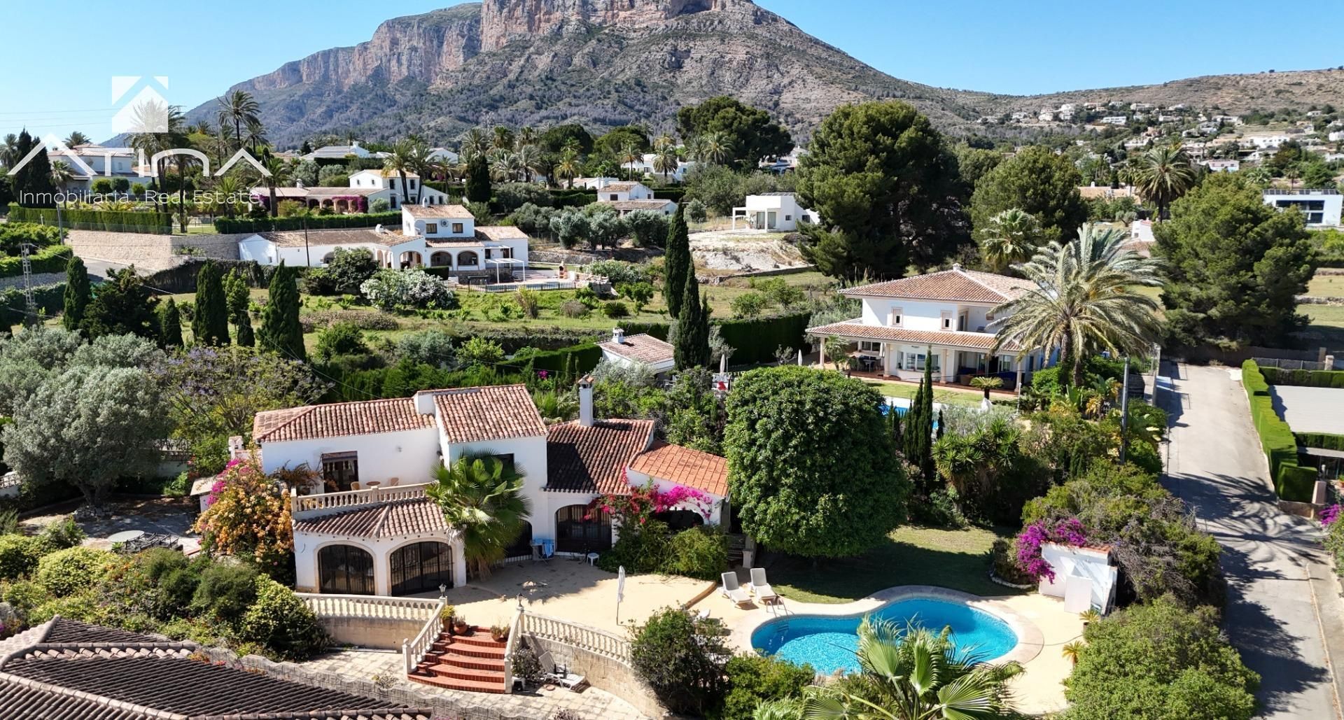 Vista exterior de Casa o xalet en venda en Jávea / Xàbia amb Aire condicionat, Jardí privat i Terrassa