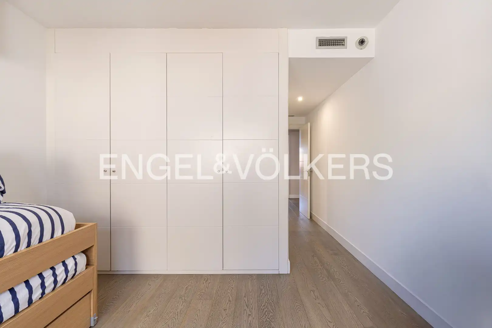 Casa adosada en venta en Pozuelo de Alarcón con Aire acondicionado, Calefacción y Jardín privado