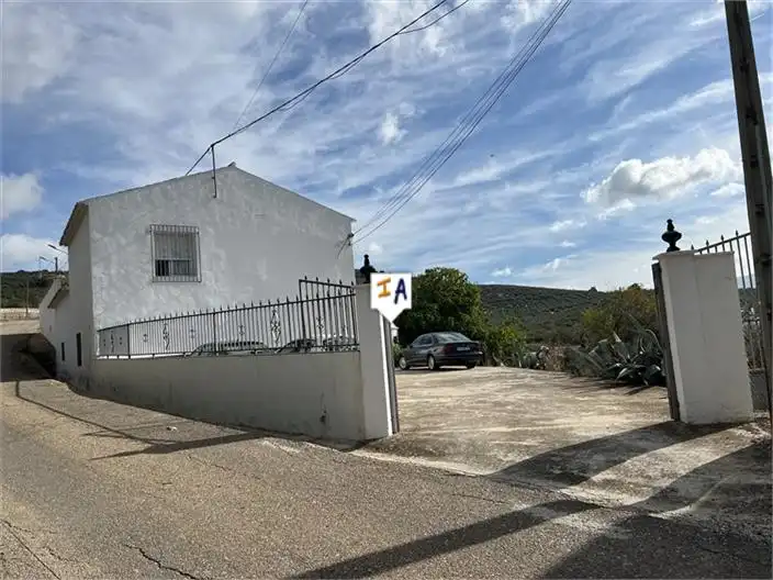 Casa rústica en venda a Rute