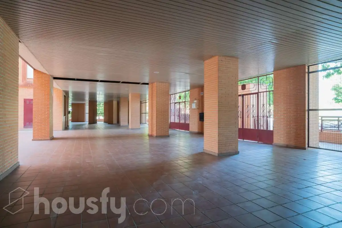 Flat for sale in Arganda del Rey  with Private garden, Terrace and Balcony