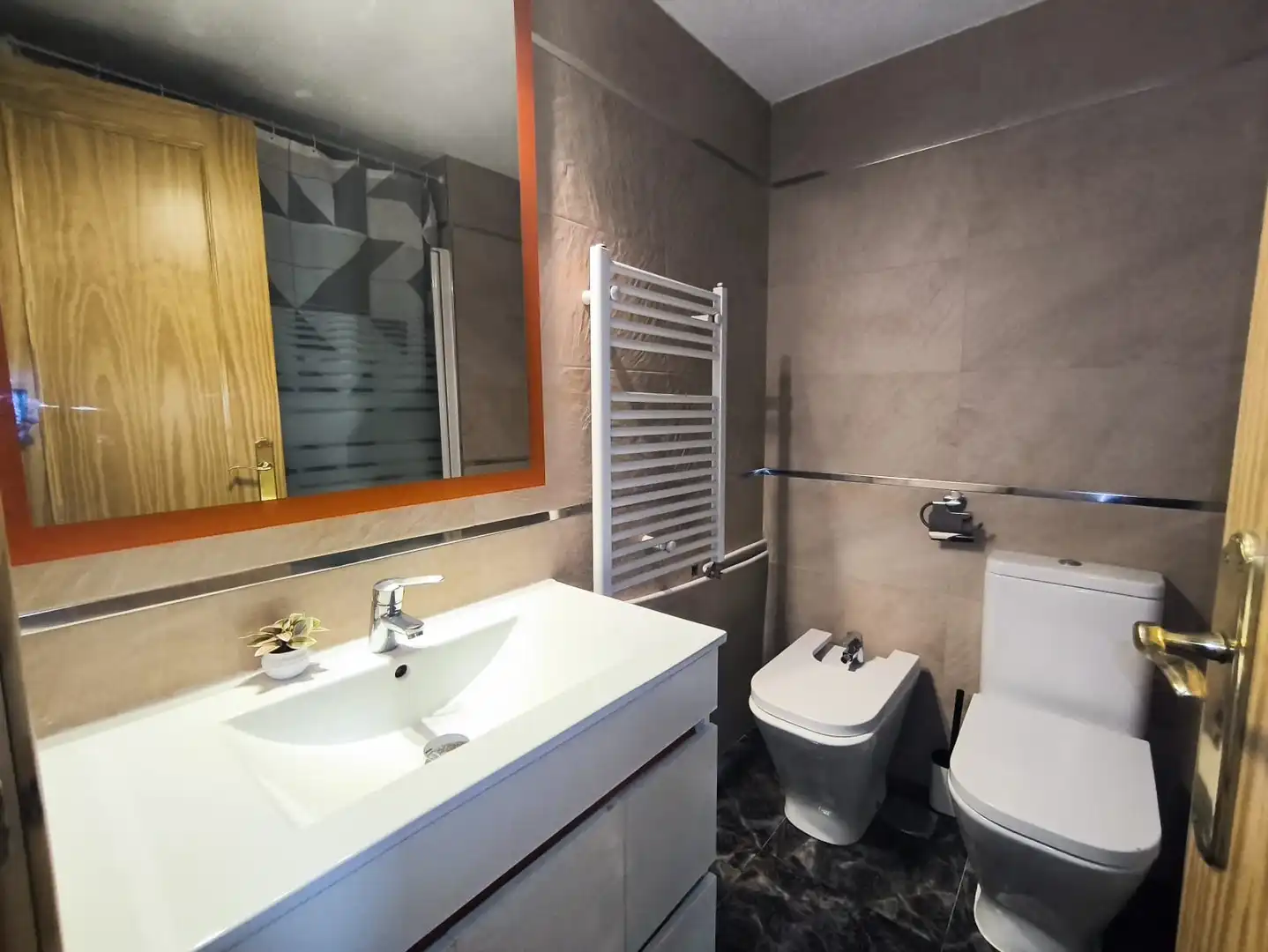 Bathroom of Flat for share in Collado Villalba  with Heating, Terrace and Furnished