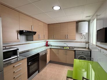 Appartamento con balcone in vendita a L'Alcúdia
