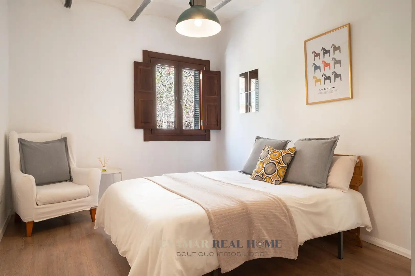 Bedroom of Flat for rent in  Palma de Mallorca  with Air Conditioner, Parquet flooring and Terrace