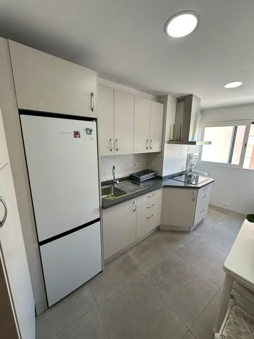 Appartamento con terrazza in affitto a Bailén - Miraflores, imagen 7