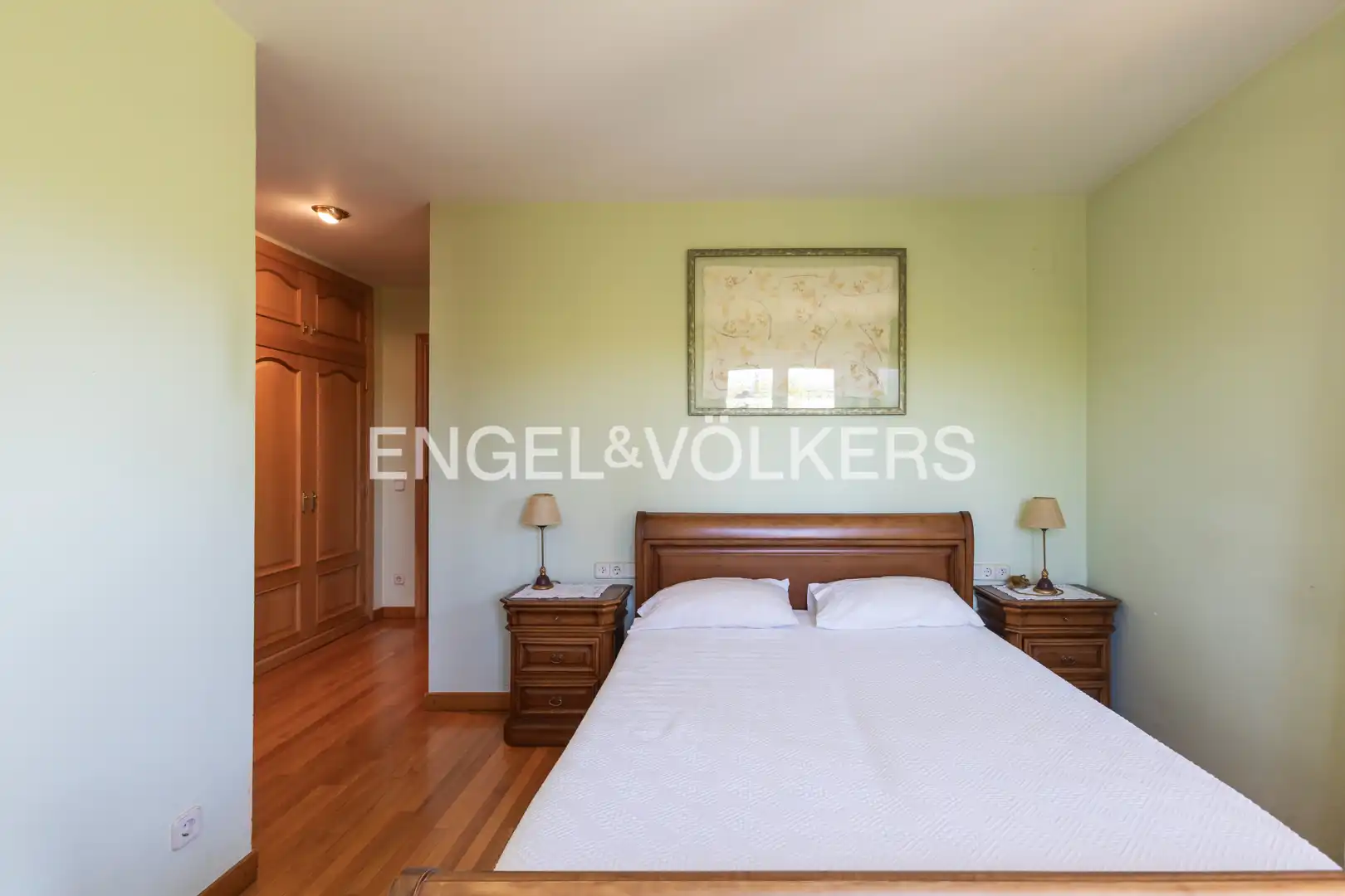 Dormitori de Casa o xalet en venda en Puigcerdà amb Calefacció, Jardí privat i Parquet