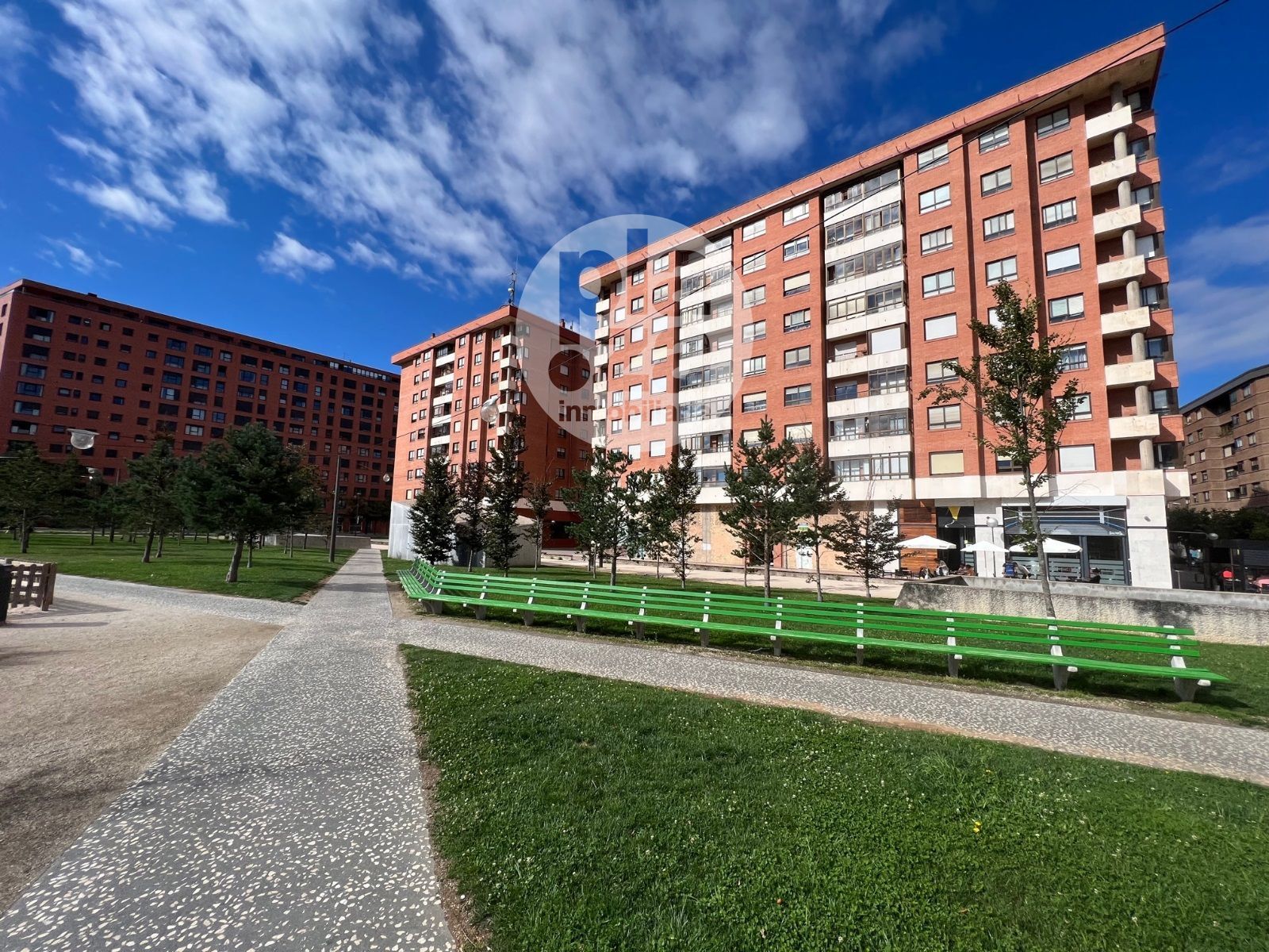 Vista exterior de Pis de lloguer en Burgos Capital amb Calefacció i Moblat