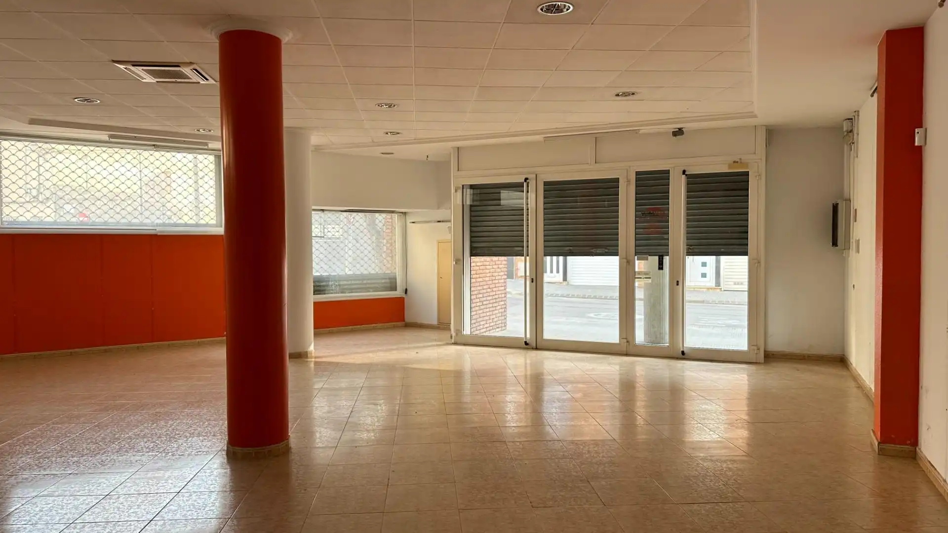 Gewerbefläche zum Verkauf in ANGELINES, imagen 4