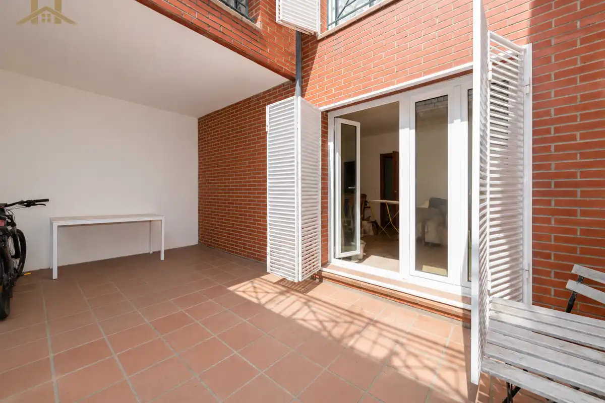 Terrassa de Casa adosada en venda en Tres Cantos amb Aire condicionat, Calefacció i Jardí privat