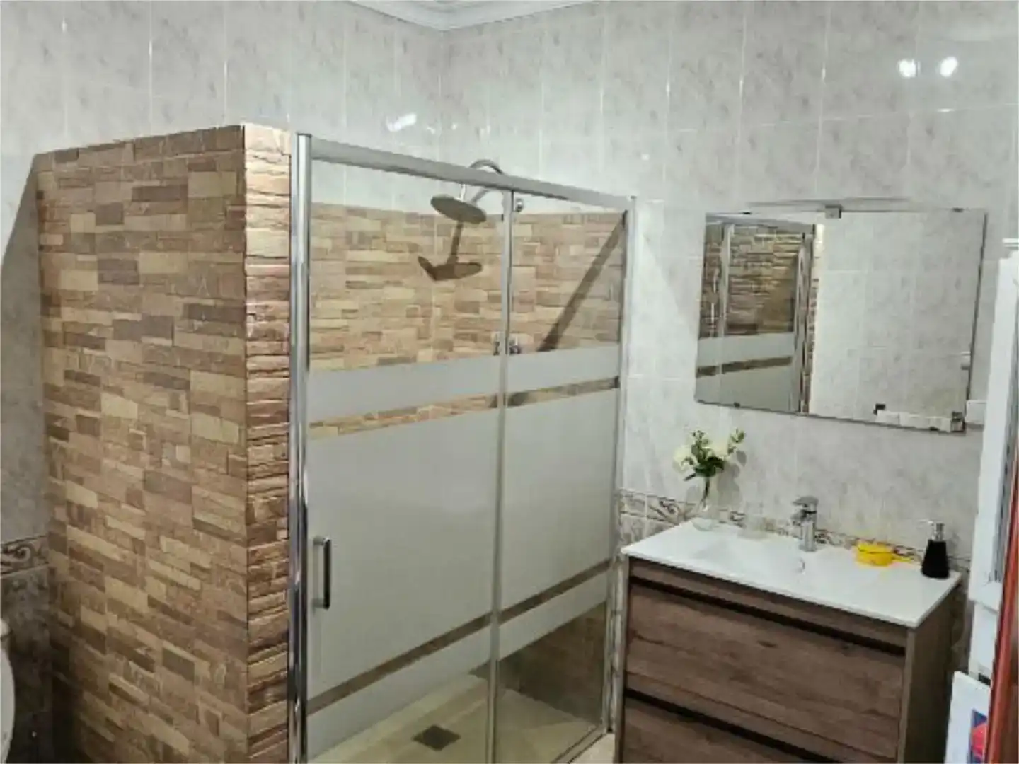 Baño de Piso en venta en Alcolea del Río con Aire acondicionado, Trastero y Balcón