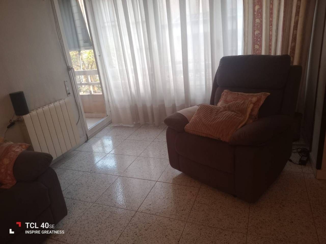 Wohnzimmer von Wohnung zum Verkauf in Salt mit Heizung und Balkon