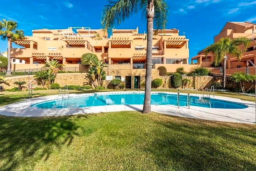 Jardí de Apartament en venda en Marbella amb Aire condicionat, Terrassa i Moblat