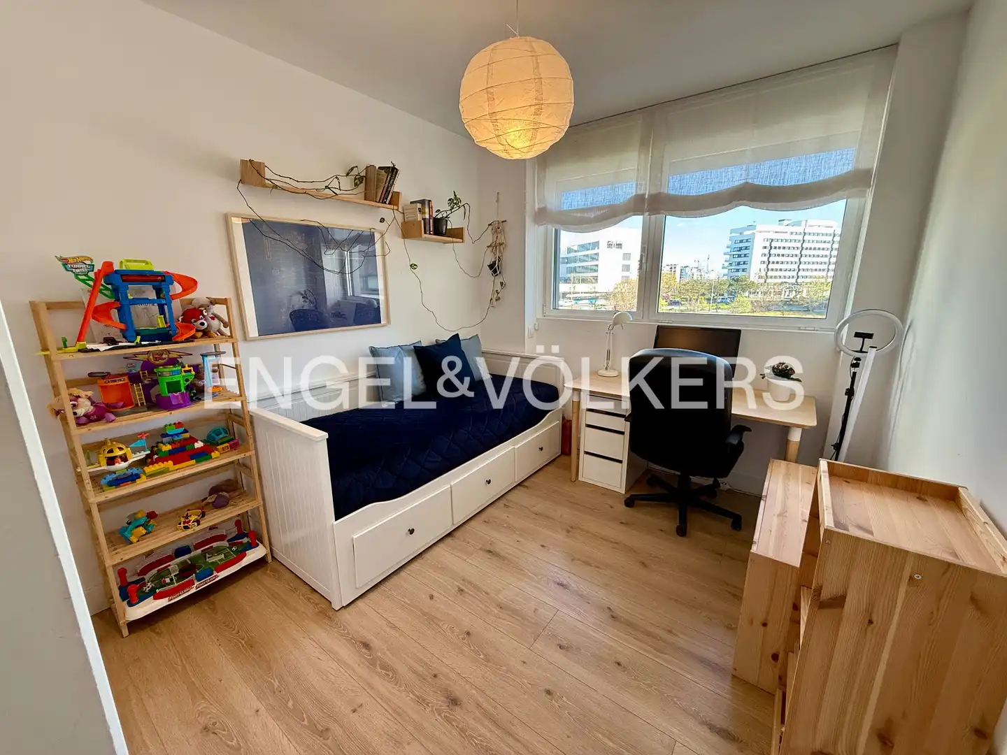 Bedroom of Flat for rent in Madrid  with Air Conditioner, Heating and Terrace