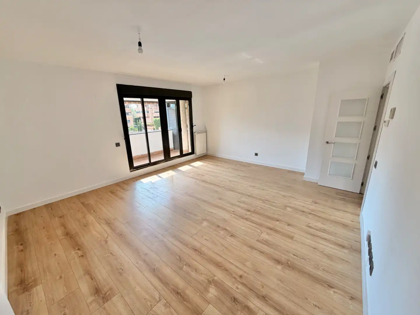 Sala d'estar de Pis de lloguer en Pozuelo de Alarcón amb Aire condicionat, Calefacció i Forn