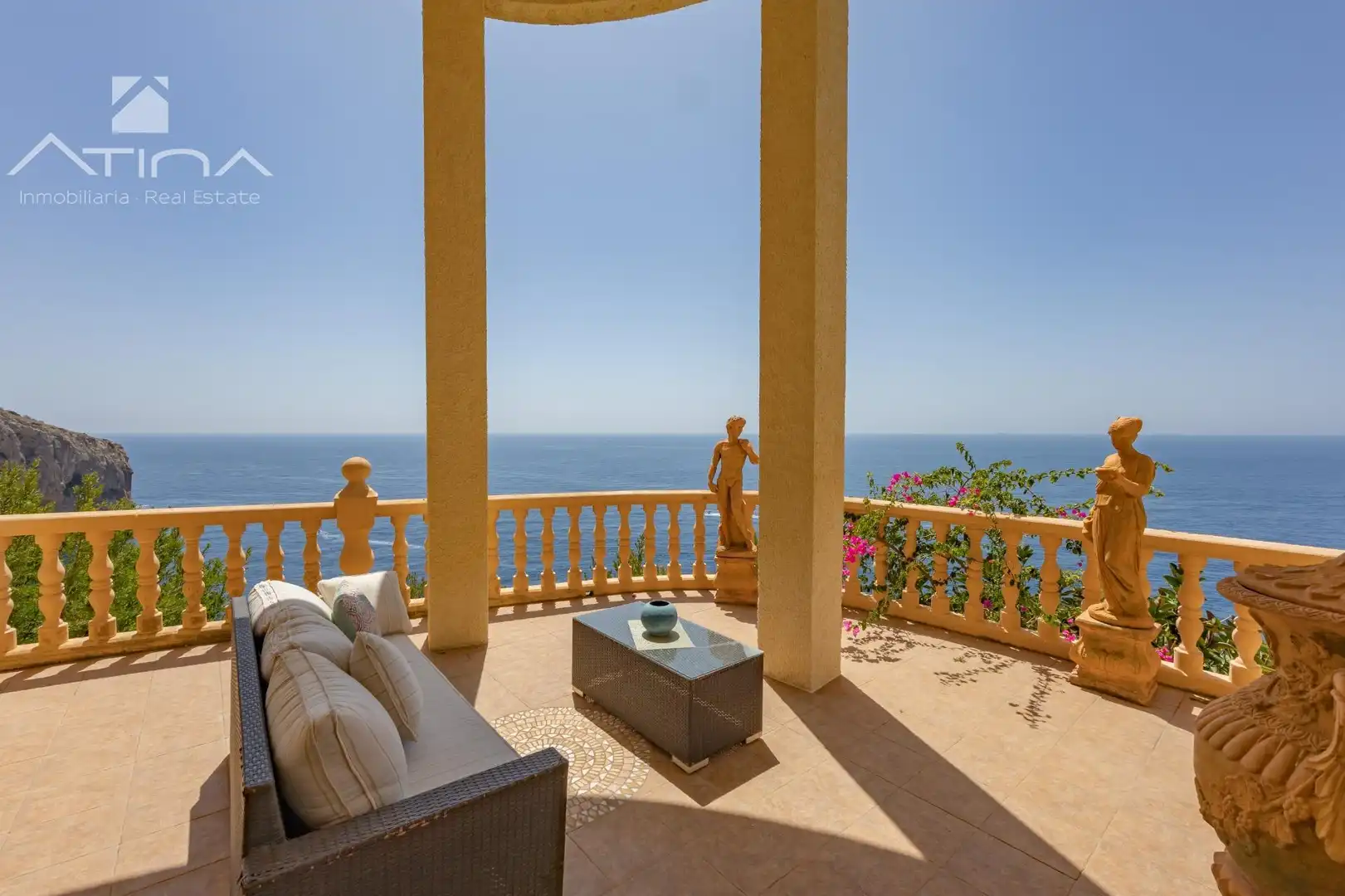 Houses for sale in Portichol - Balcón al Mar