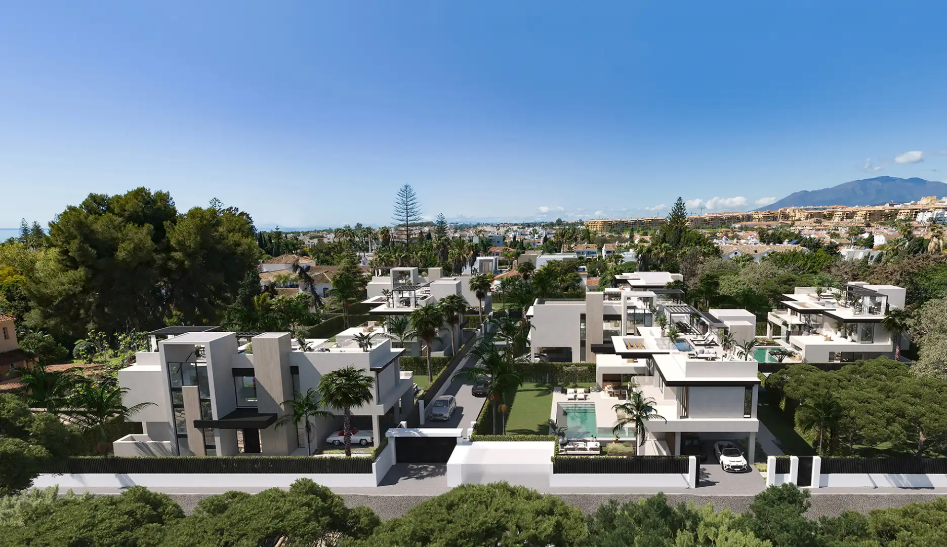 Vista exterior de Casa o xalet en venda en Marbella amb Aire condicionat, Calefacció i Jardí privat