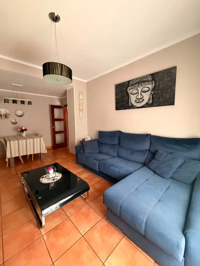Sala d'estar de Casa o xalet en venda en Mairena del Alcor amb Aire condicionat, Terrassa i Traster