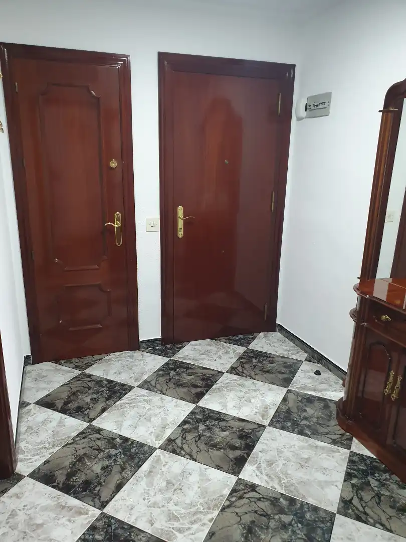 Piso con terraza en venta en Calle Medina Sidonia, imagen 23