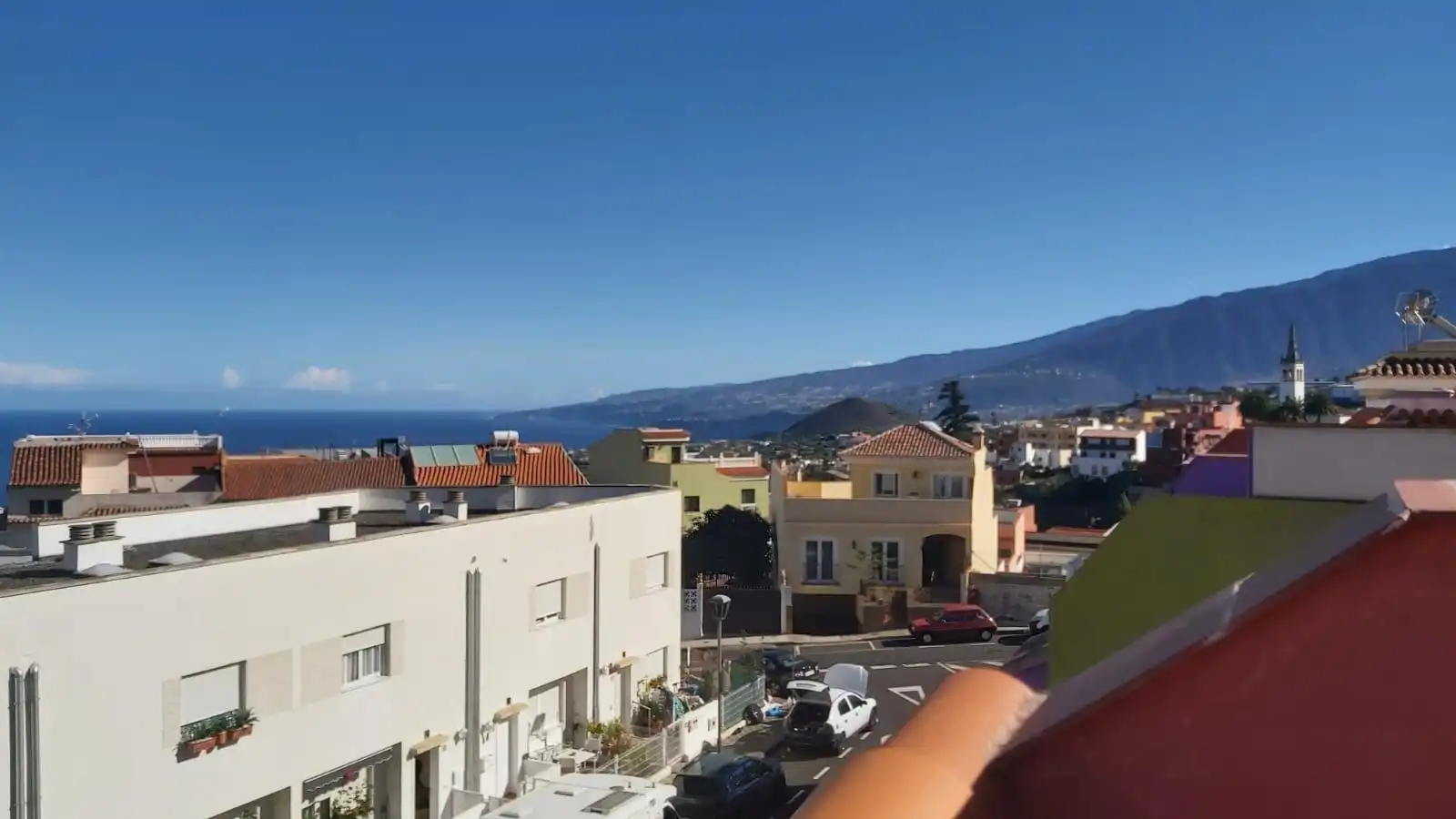 Vista exterior de Casa o xalet en venda en Los Realejos amb Terrassa i Balcó