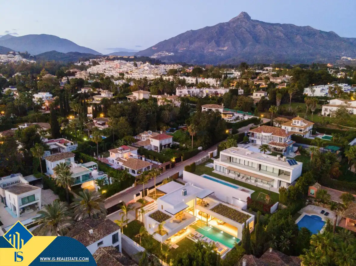 Chalet con piscina en venta en Nueva Andalucía, imagen 33