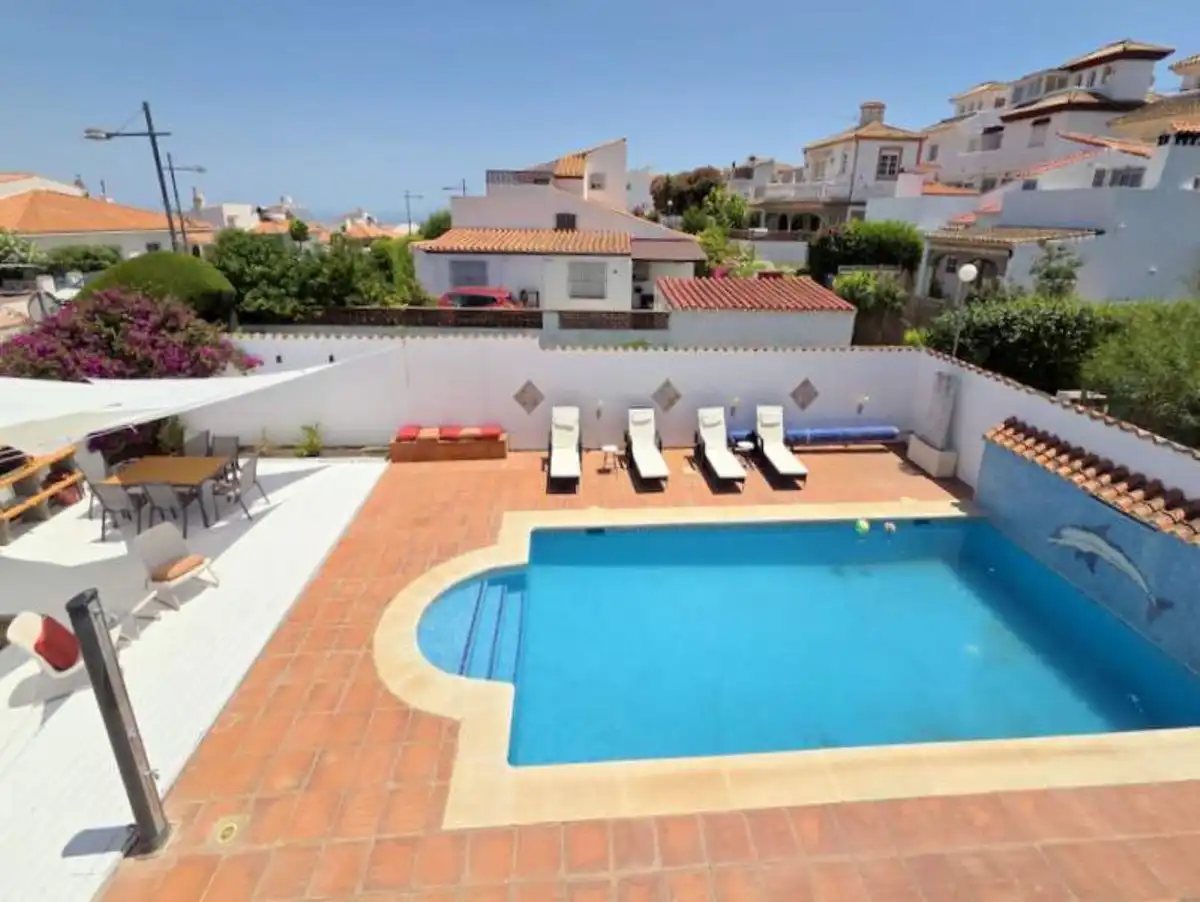 Piscina de Casa o xalet en venda en Manilva amb Aire condicionat