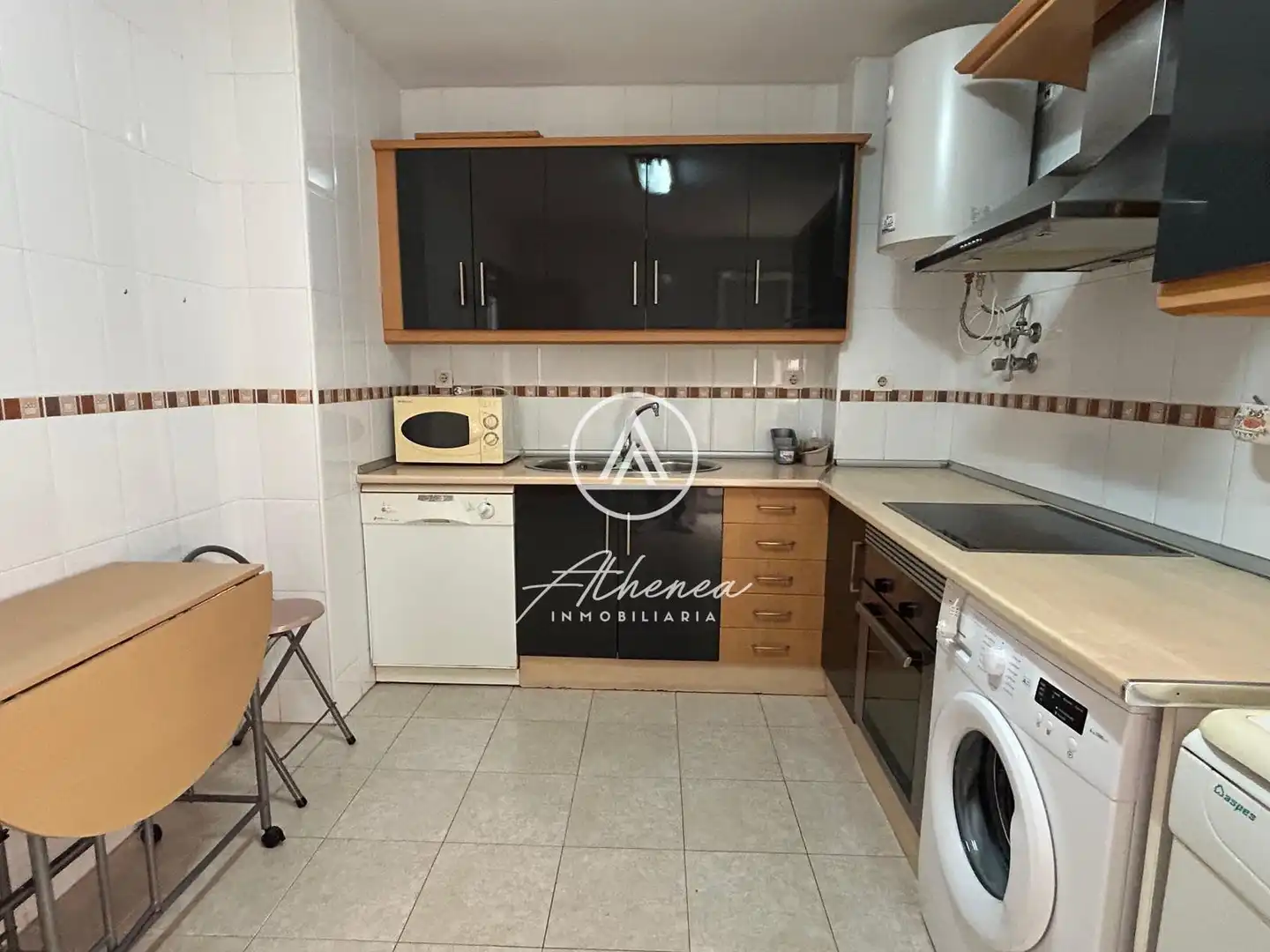 Cuina de Pis en venda en Vícar amb Aire condicionat, Calefacció i Terrassa