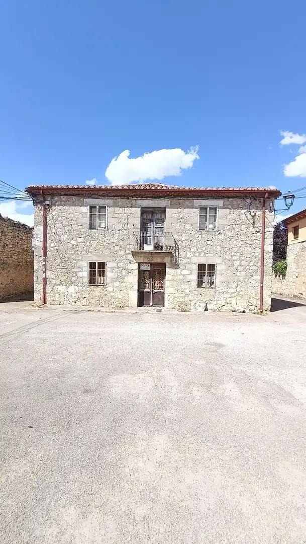 Vista exterior de Casa o chalet en venta en Modúbar de la Emparedada