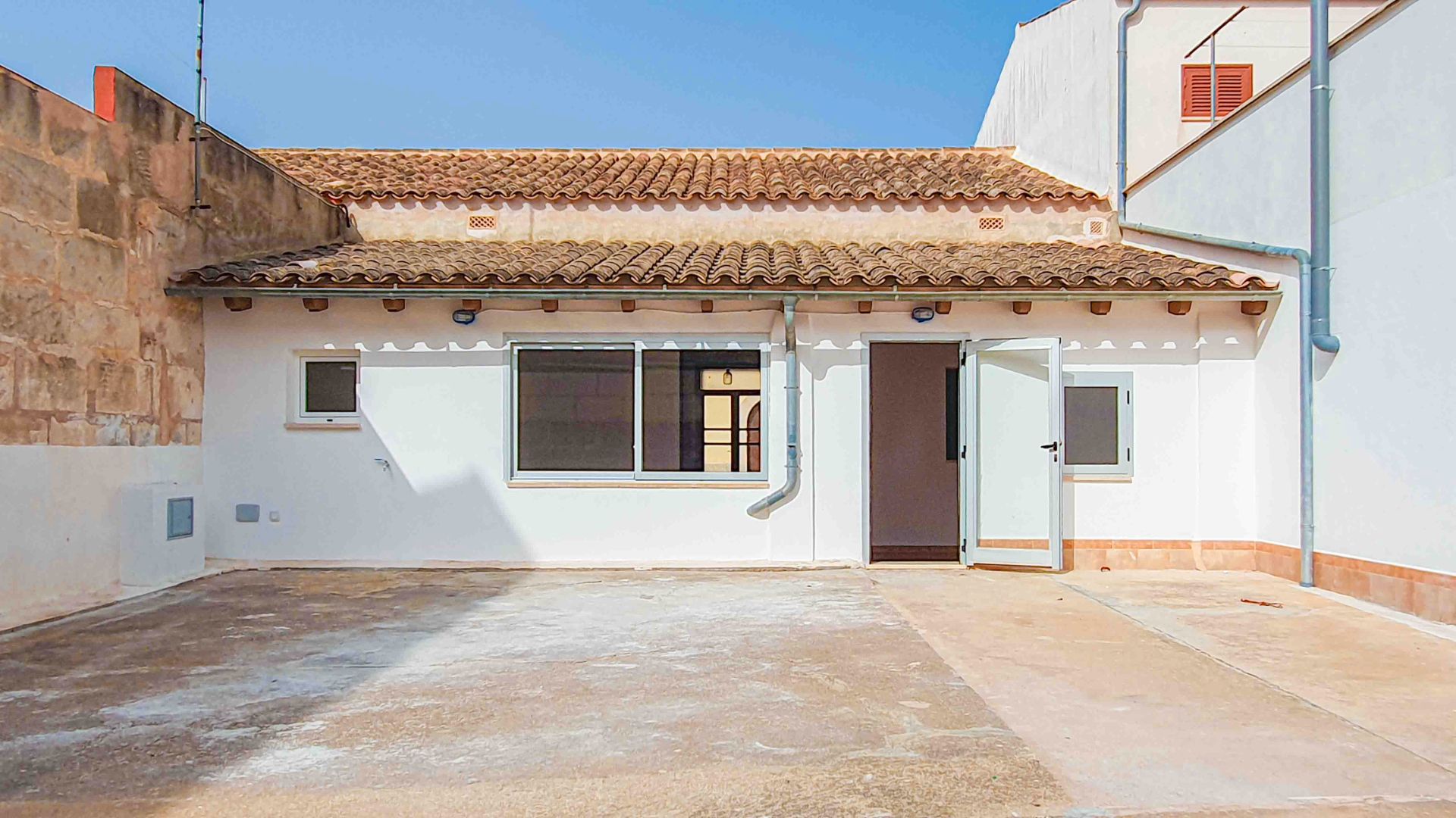 Vista exterior de Casa adosada de alquiler en Ses Salines con Terraza, Horno y Lavadora
