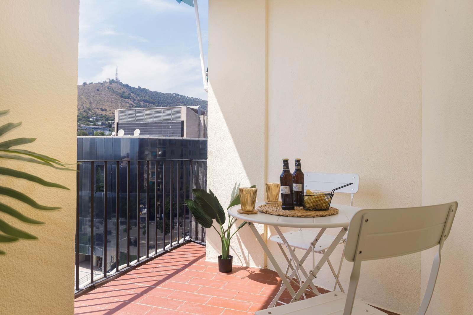 Balcony of Flat for sale in  Barcelona Capital  with Air Conditioner, Parquet flooring and Oven