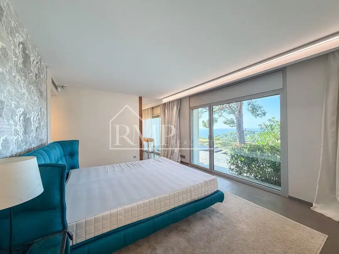 Habitación de Casa o chalet en venta en Arenys de Mar con Aire acondicionado, Calefacción y Jardín privado
