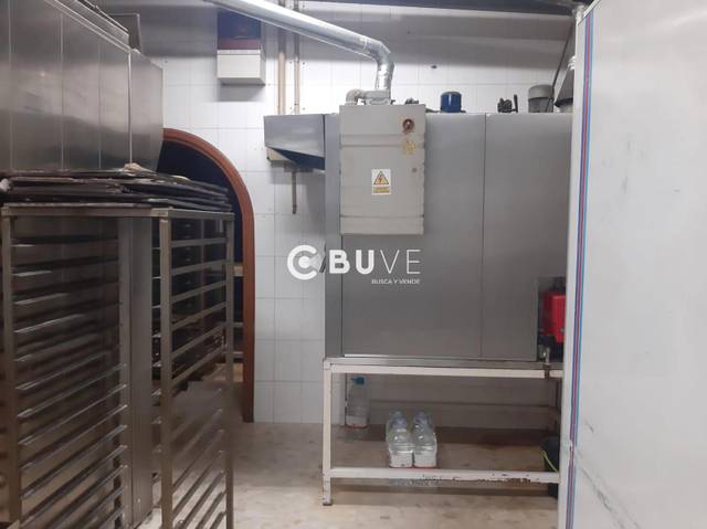 Local comercial en Venta en ROBINSON CRUSOE en Cortijo Alto